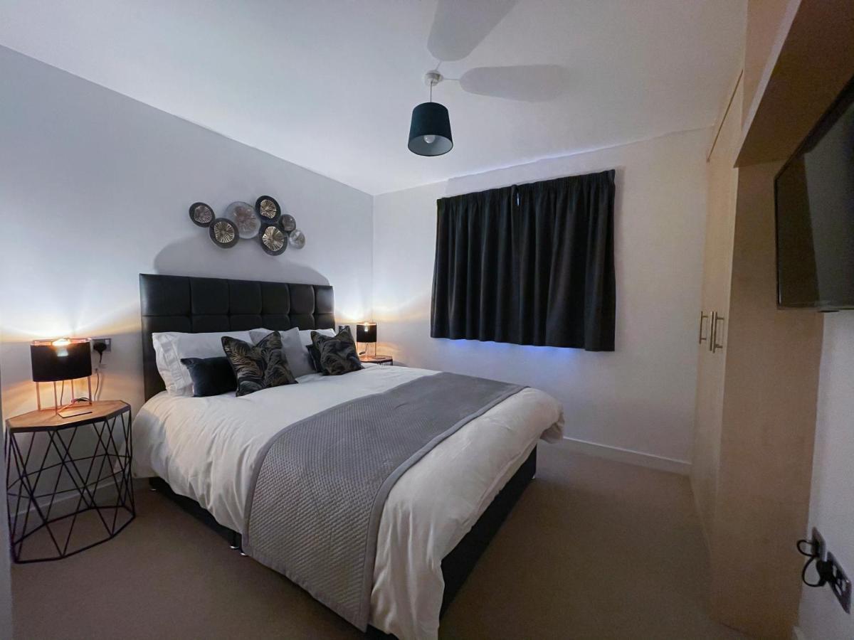 Station Side Penthouse Apartment วุลฟ์เวอร์แฮมป์ตัน ภายนอก รูปภาพ