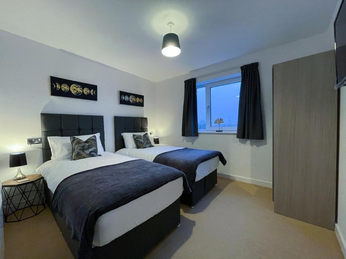 Station Side Penthouse Apartment วุลฟ์เวอร์แฮมป์ตัน ภายนอก รูปภาพ