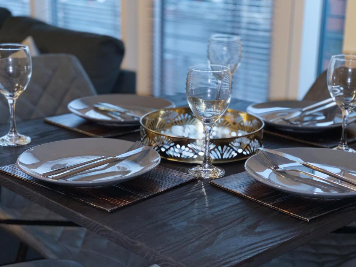 Station Side Penthouse Apartment วุลฟ์เวอร์แฮมป์ตัน ภายนอก รูปภาพ