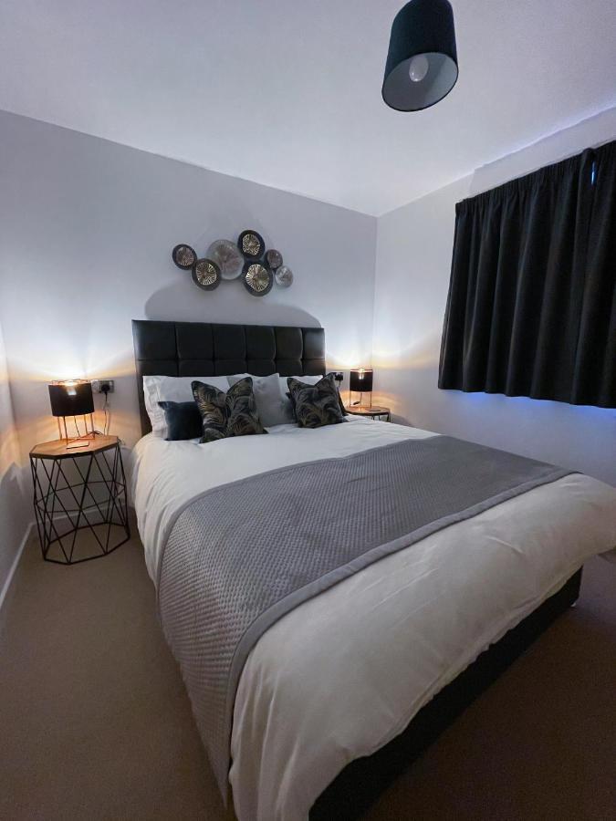 Station Side Penthouse Apartment วุลฟ์เวอร์แฮมป์ตัน ภายนอก รูปภาพ