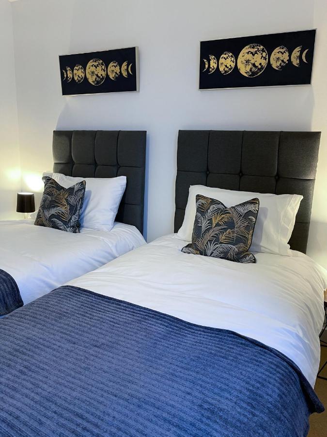 Station Side Penthouse Apartment วุลฟ์เวอร์แฮมป์ตัน ภายนอก รูปภาพ