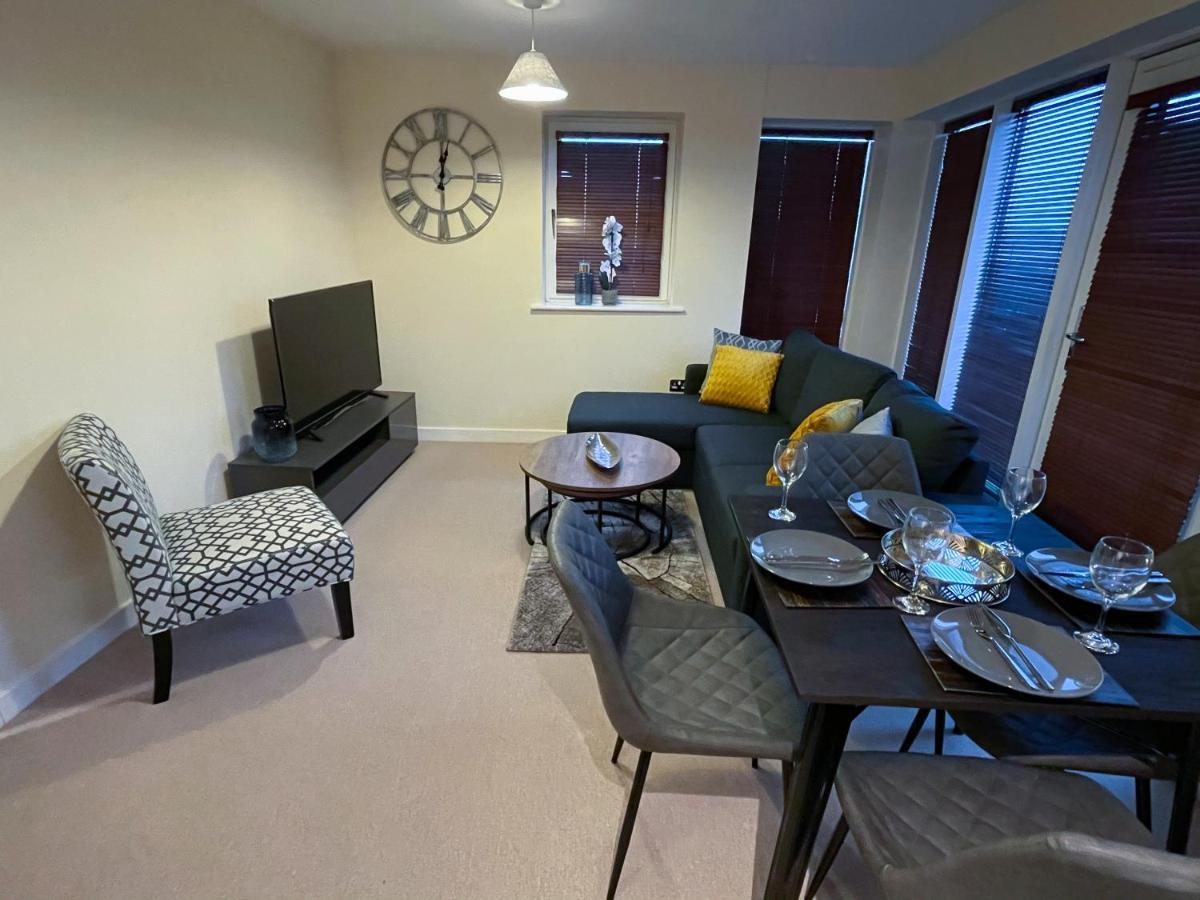 Station Side Penthouse Apartment วุลฟ์เวอร์แฮมป์ตัน ภายนอก รูปภาพ