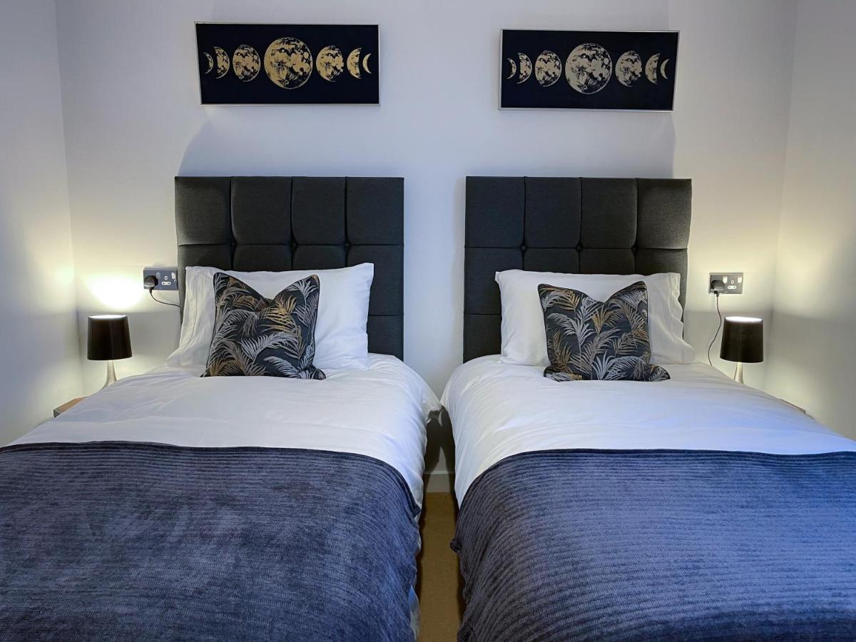 Station Side Penthouse Apartment วุลฟ์เวอร์แฮมป์ตัน ภายนอก รูปภาพ